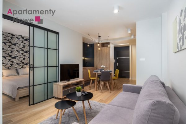 Modern, functional one-bedroom apartment of 45 sqm in a prestigious investment "Wawrzyńca 19"