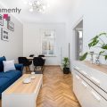 Sunny one-bedroom apartment 49 sqm with separate kitchen next to Old Town at Św. Teresy 4 St