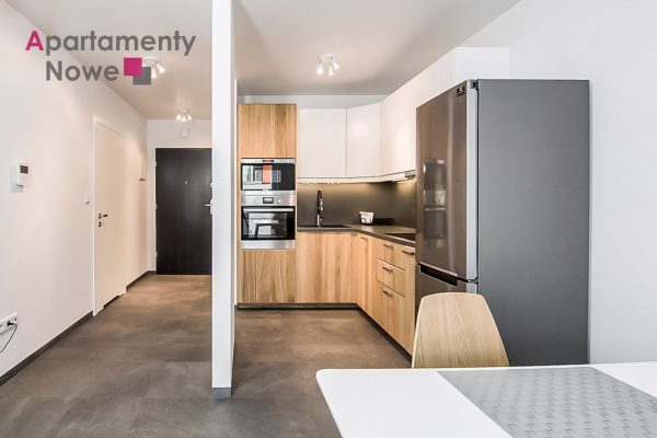 Comfortable, cozy studio-apartment 31 sqm in modern development "Apartamenty Nadwiślańska 11"