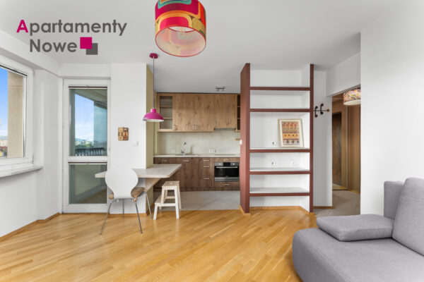 Cozy, sunny studio apartment 30 sqm in city center at Królewska 55 St
