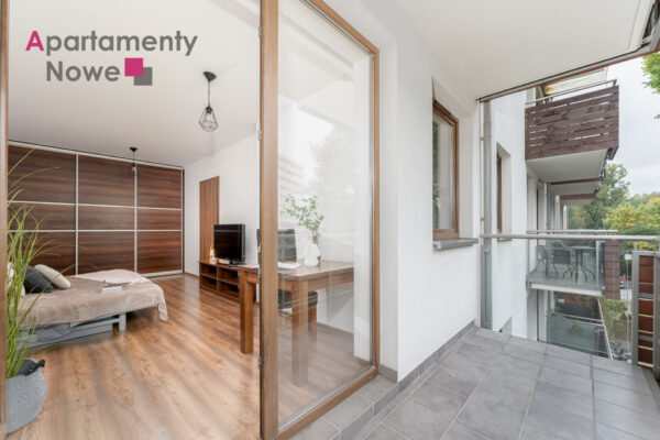 Comfortable two room apartment 41,71 sqm with separate kitchen in new development Grzegórzecka 77B
