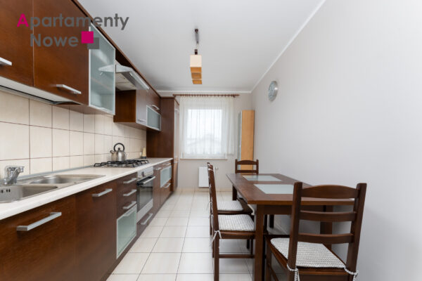 Spacious two-room apartment 60sqm with a separate, bright kitchen at Obozowa 42 St.Ruczaj